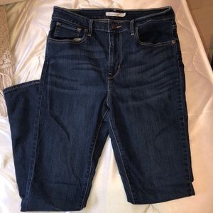 Levi jeans
